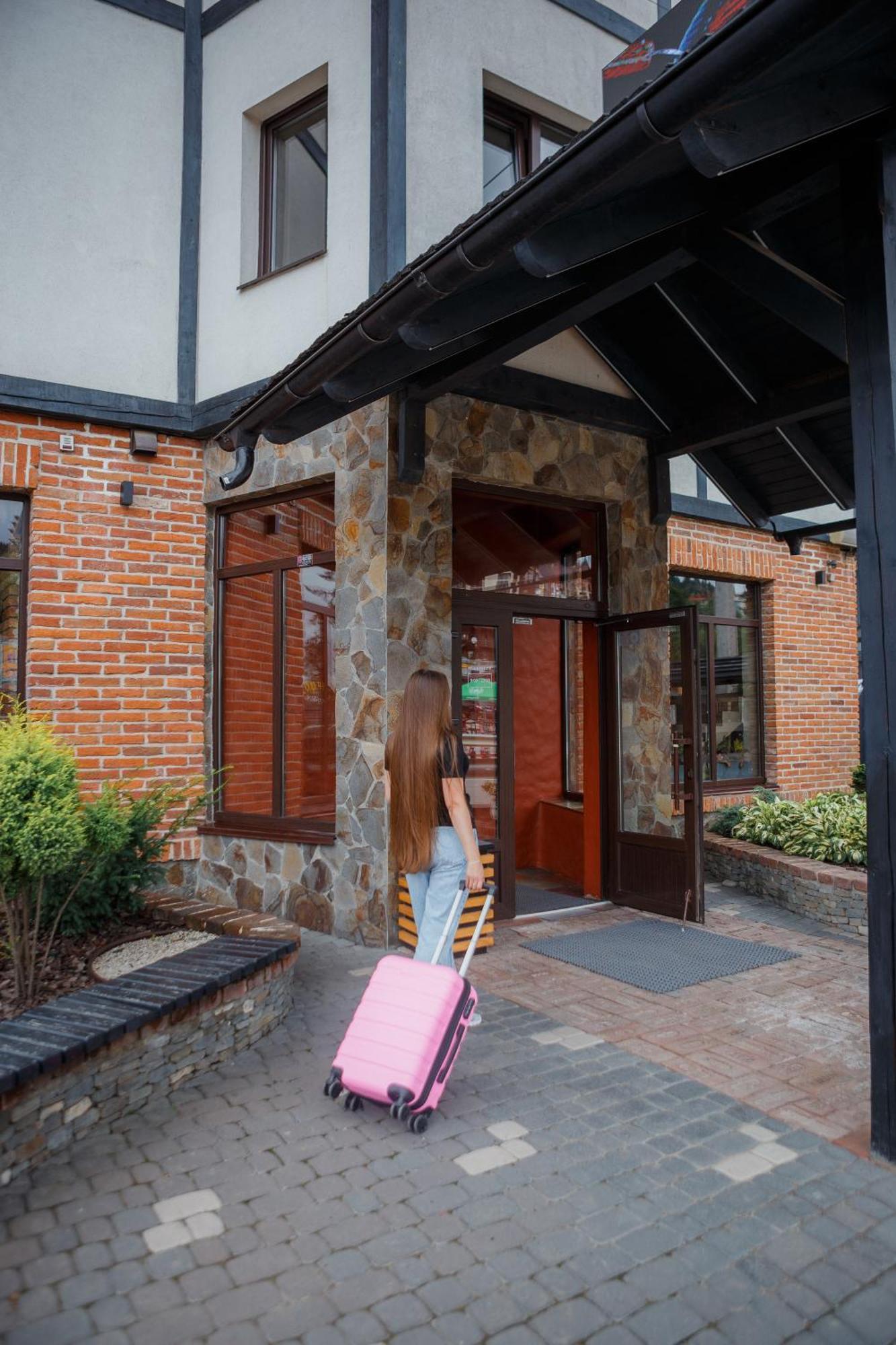 Hotel Monysto Bukovel Exteriör bild