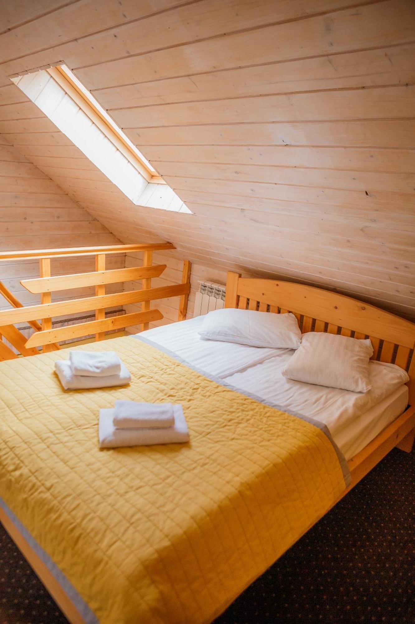 Hotel Monysto Bukovel Exteriör bild
